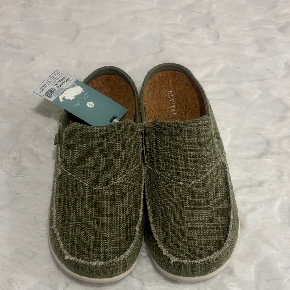 REVITALIGN Women's Siesta Canvas Mule Size 11B